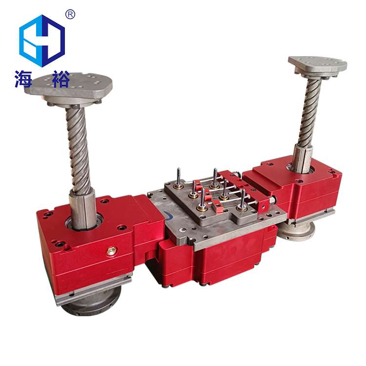 倒攻式模內(nèi)攻牙機